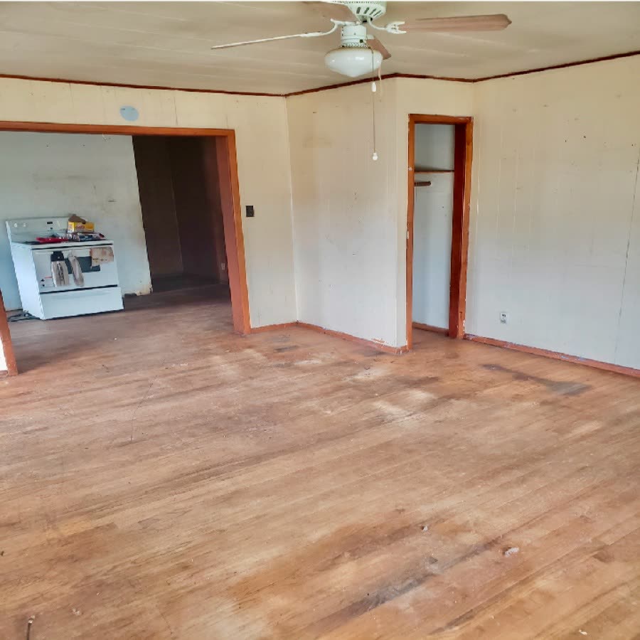 Living room before renovation.